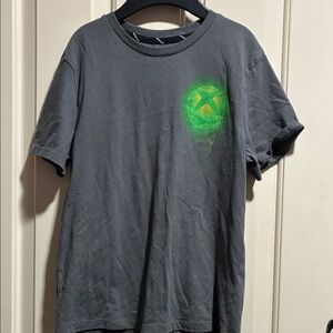 Gray Short Sleeve Tee with Green Graphic